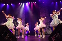 paletによるライブの様子。