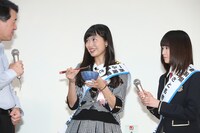 「新潟ふるさと名物商品PR⼤使就任式」の様子。(c)AKS