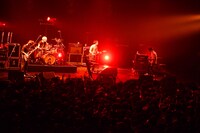 ストレイテナーのライブ写真。（撮影：橋本塁[SOUND SHOOTER]）