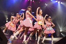 PASSPO☆ワンマンフライト「速度上昇！スーパーソニック～機内食を食べている暇はございません～」の様子。