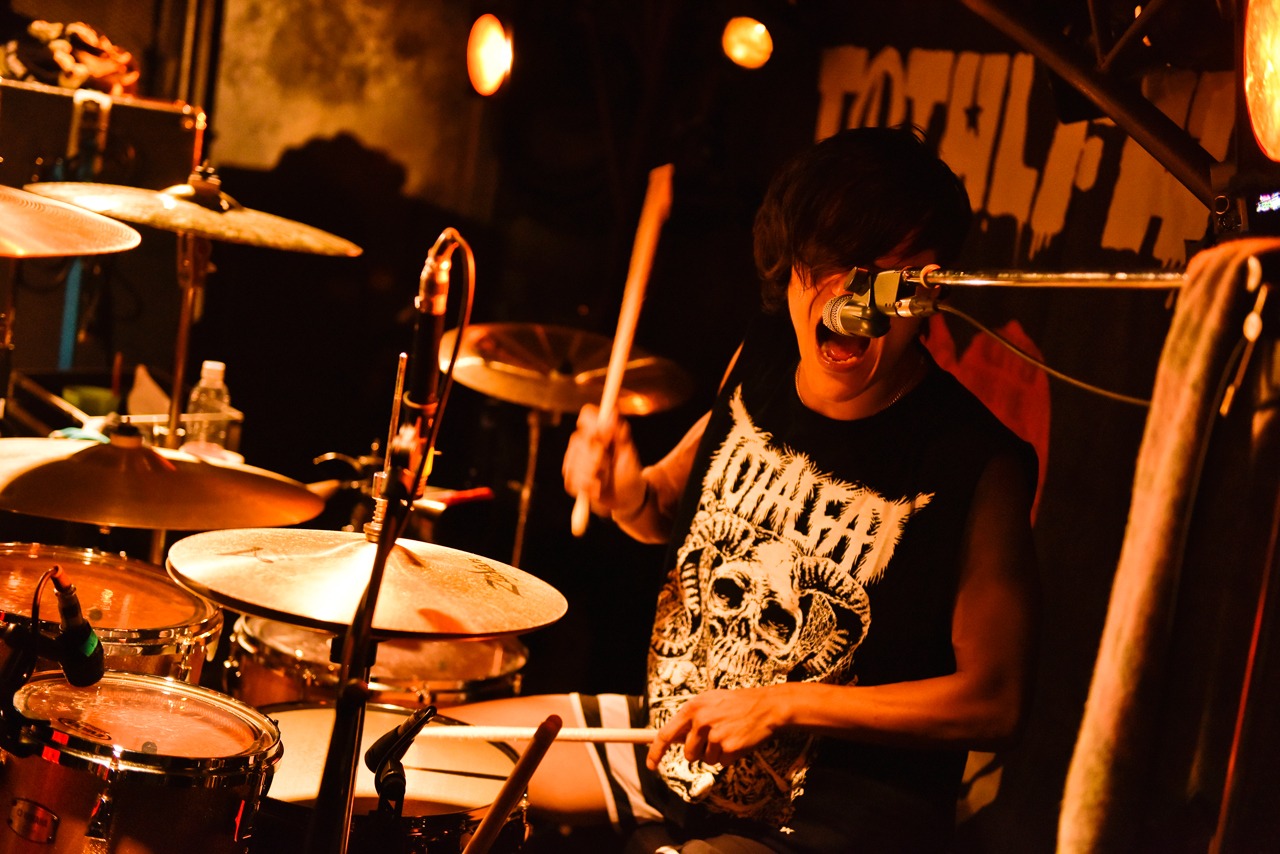 Bunta（Dr, Cho）（Photo by Yuki Kawamoto）