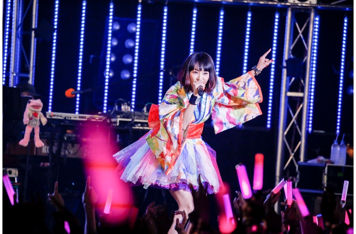LiSA「LiVE is Smile Always ～Launcher～」追加公演の様子。（Photo by hajime kamiiisaka）
