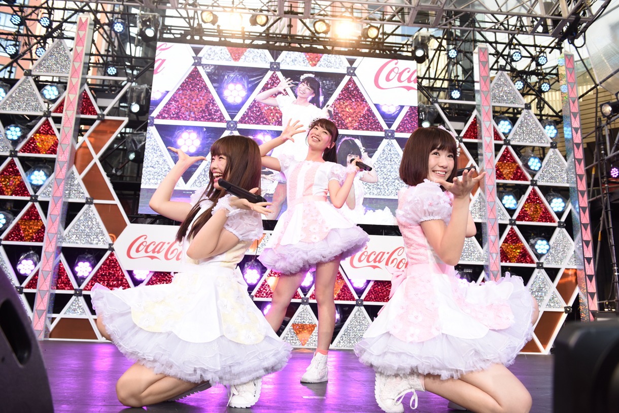 paletによるライブの様子。