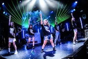 Q'ulle全国ツアーの東京・WWW公演の様子。（Photo by Kana Tarumi）