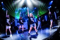 Q'ulle全国ツアーの東京・WWW公演の様子。（Photo by Kana Tarumi）