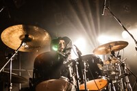 郁己（Dr） （撮影：粂井健太）