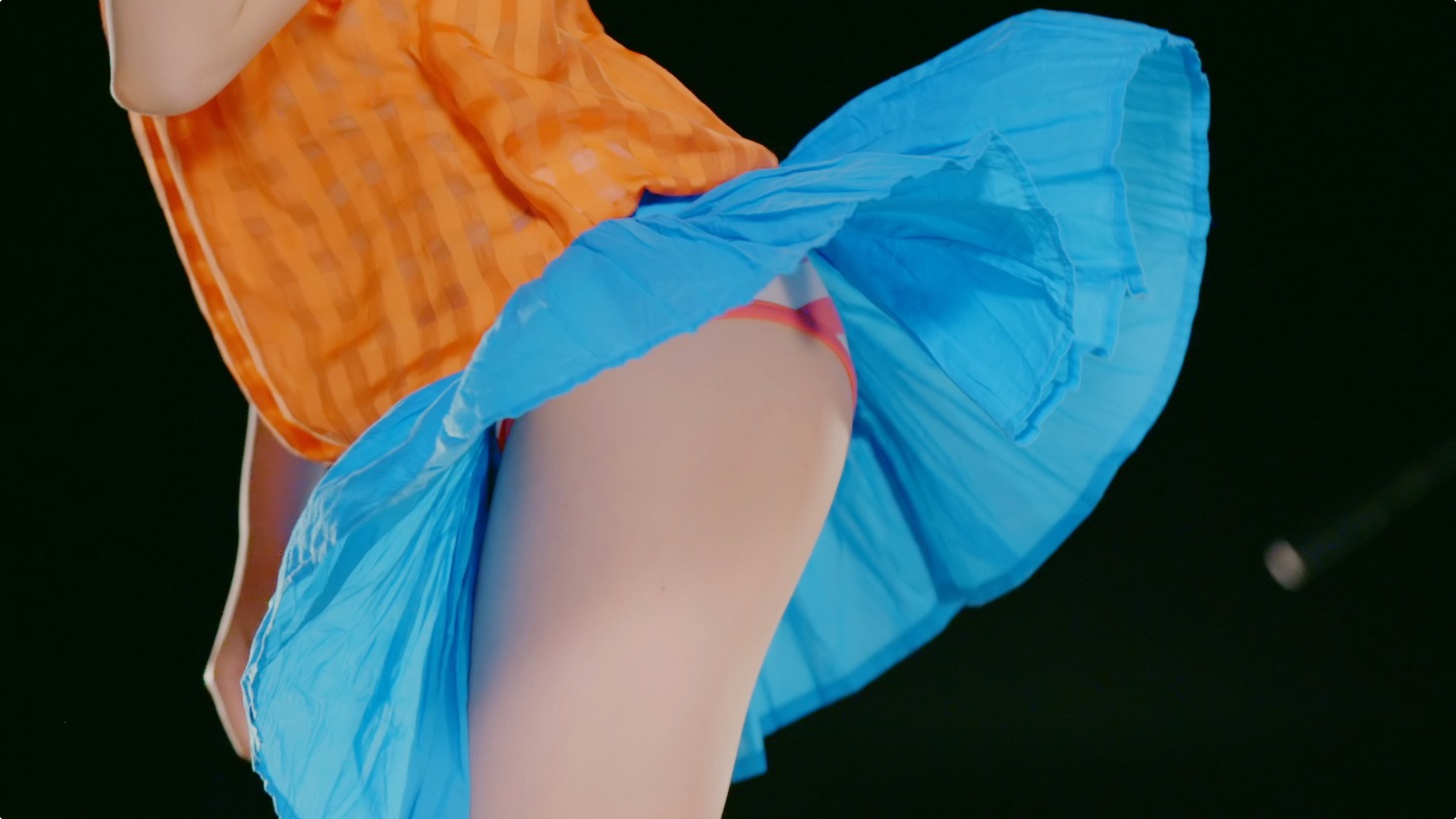 「Rock 'n' Roll Panty」ステーションIDのワンシーン。