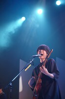 川谷絵音（Vo, G）（撮影：井手康郎）
