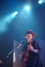 川谷絵音（Vo, G）（撮影：井手康郎）