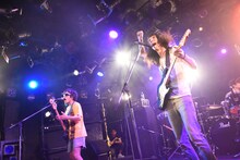 「ROCK UP!!! vol.01」でのWiennersによるライブの様子。