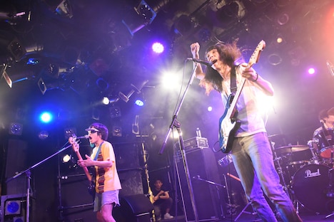 「ROCK UP!!! vol.01」でのWiennersによるライブの様子。