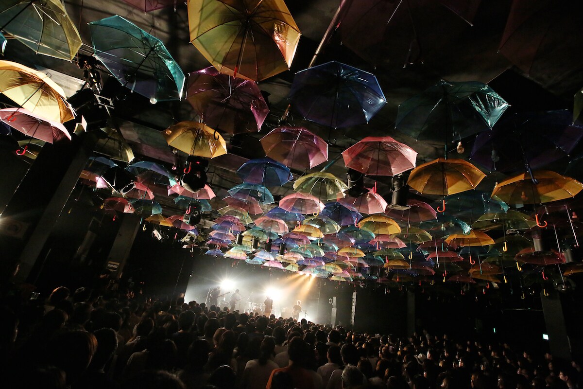 GOOD ON THE REEL、無数の傘の下で熱演届けたツアー最終公演