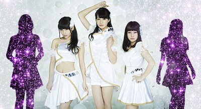 GALETTeの仮の新アーティスト写真。新メンバーはまだシルエットになっている。