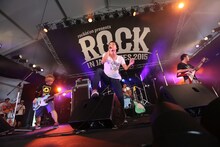 THE BOYS&GIRLS（写真提供：rockin'on japan）