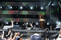 ゴールデンボンバー（写真提供：rockin'on japan）