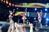 Perfume（写真提供：rockin'on japan）