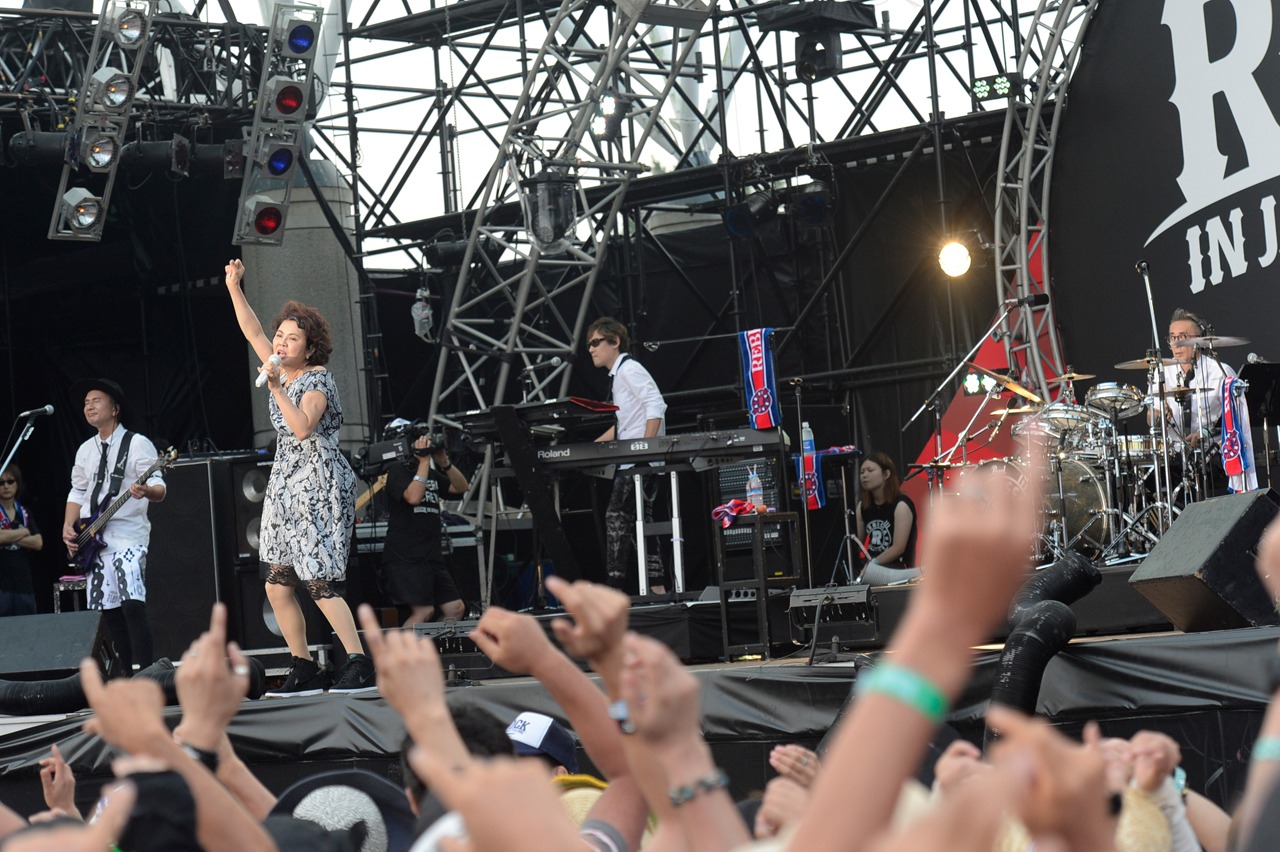 REBECCA（写真提供：rockin'on japan）