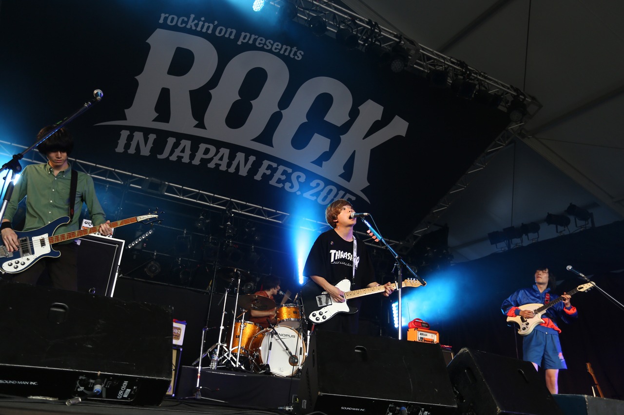 ドラマチックアラスカ（写真提供：rockin'on japan）