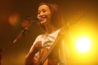 三戸なつめ（写真提供：rockin'on japan）