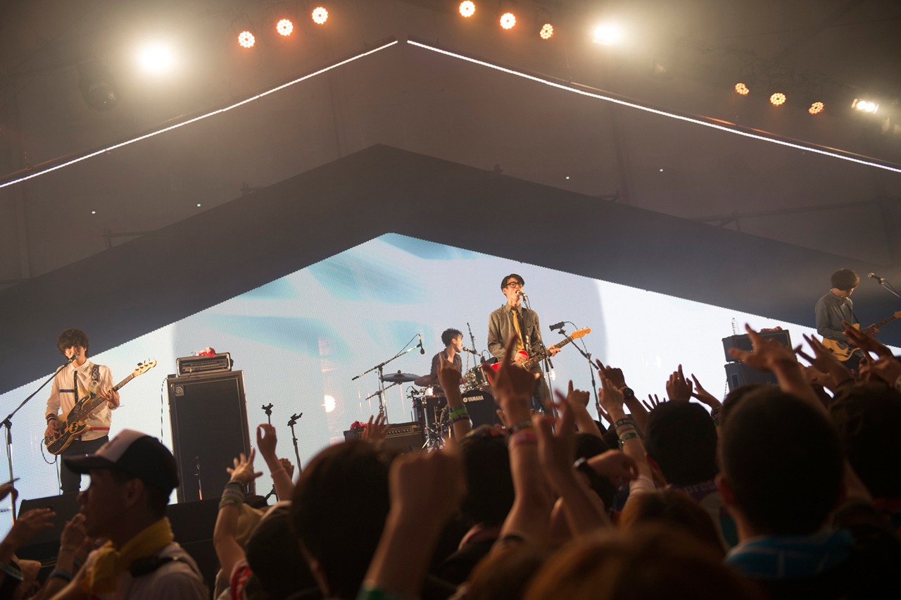 夜の本気ダンス（写真提供：rockin'on japan）