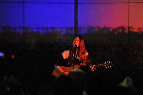 8月6日に実施されたライブイベント「LIVE SESSION」の様子。