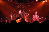 人間椅子（写真提供：徳間ジャパンコミュニケーションズ）