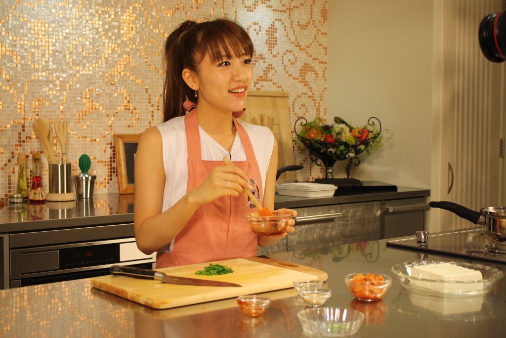 高橋みなみ