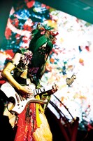 九条武政（G / 己龍）（写真提供：B.P.RECORDS）