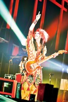 酒井参輝（G / 己龍）（写真提供：B.P.RECORDS）