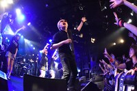 アンコールでベイビーレイズJAPANとコラボしたザ・チャレンジ。