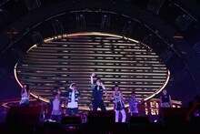 AAA（写真提供：エイベックス・ライヴ・クリエイティヴ）