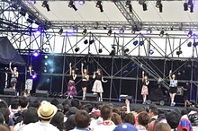 Flower（Photo by KEIKO TANABE）