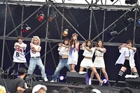 Happiness（Photo by KEIKO TANABE）