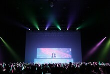 「ClariS 1st Live “扉の先へ”」の様子。（写真提供：SME Records）