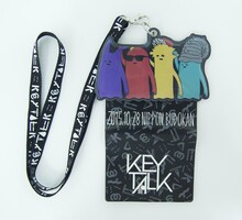 KEYTALK「スターリングスター」初回限定盤付属のオリジナルネックストラップ付きパスケース。