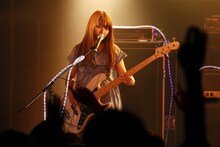 福田穂那美（B / Homecomings）（Photo by Tetsuya Yamakawa）