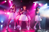 「GALETTeワンマンライブ ～from GALETTe to GALETTe～」の様子。