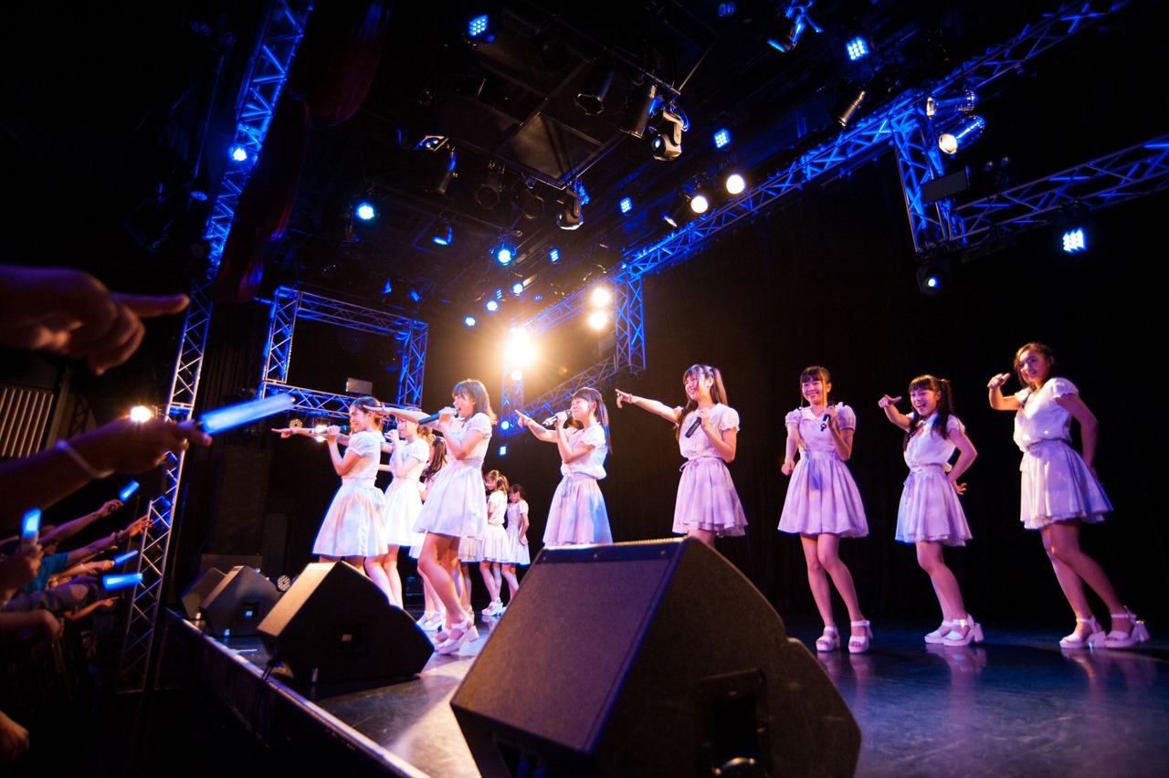 Kiss Bee 3rdワンマンライブの様子。