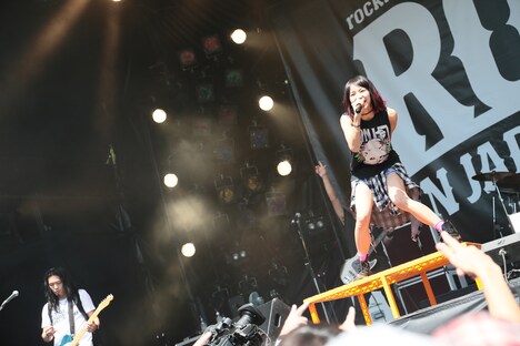 LiSA（写真提供：rockin'on japan）
