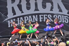 チームしゃちほこ（写真提供：rockin'on japan）