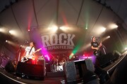 BUZZ THE BEARS（写真提供：rockin'on japan）