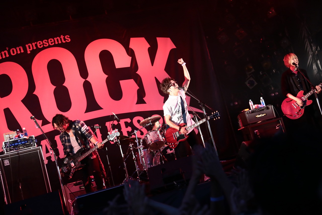BLUE ENCOUNT（写真提供：rockin'on japan）
