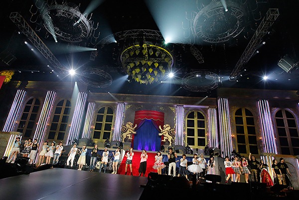 「KING SUPER LIVE 2015」6月21日公演の様子。(c) KING RECORDS