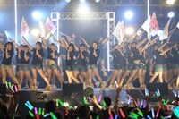 SKE48「美浜海遊祭2015 SPECIAL LIVE SHOW」の様子。(c)AKS