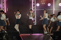 SKE48「美浜海遊祭2015 SPECIAL LIVE SHOW」の様子。(c)AKS