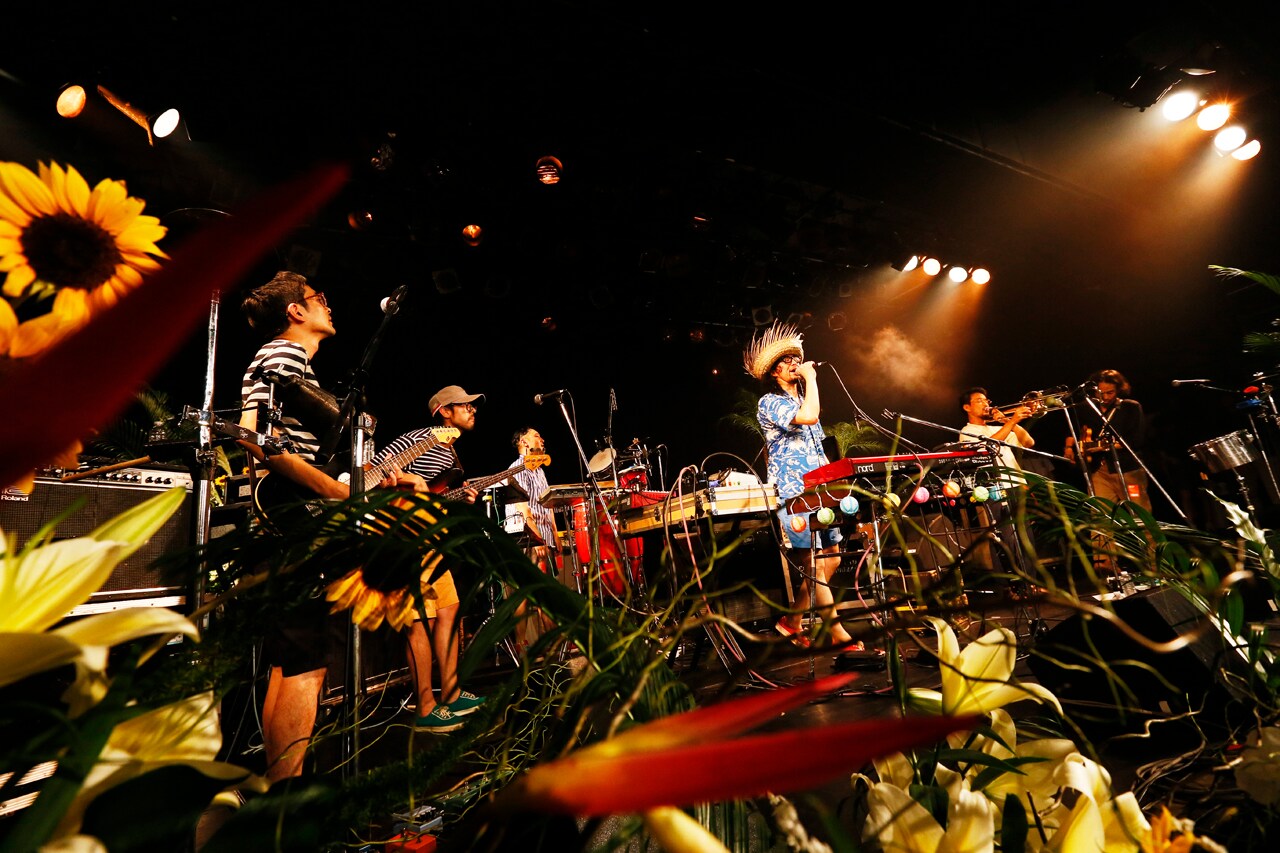 YOUR SONG IS GOOD（撮影：山川哲矢、小田部伶）