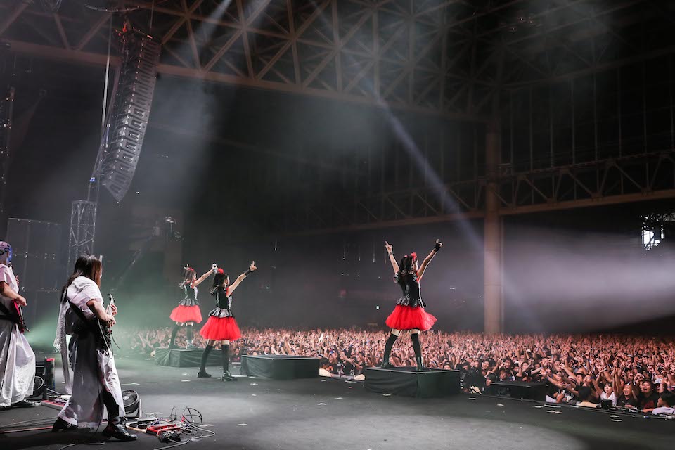 「SUMMER SONIC 2015」幕張公演の様子。（Photo by Taku Fujii）