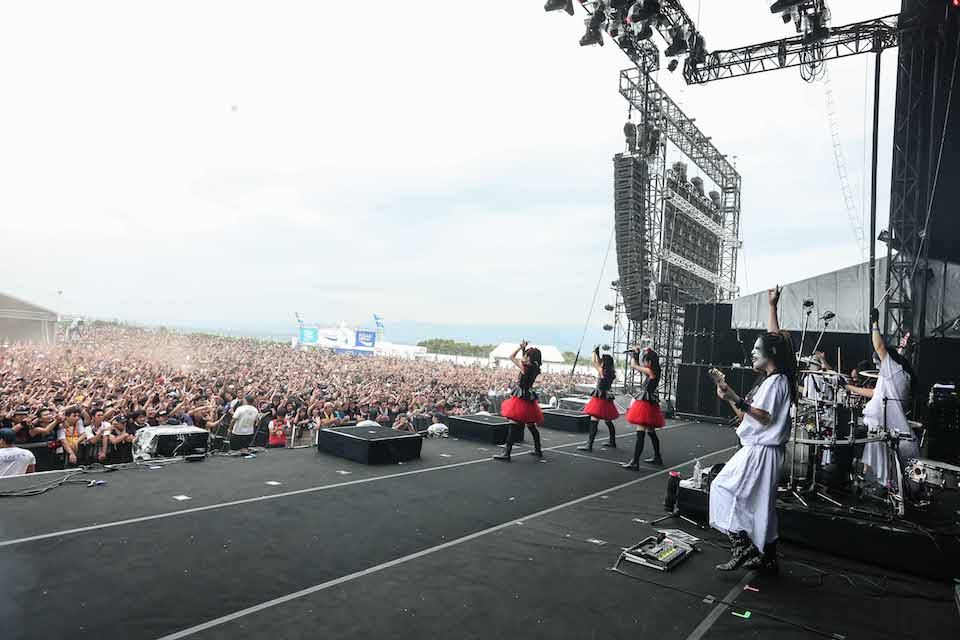 「SUMMER SONIC 2015」大阪公演の様子。（Photo by Taku Fujii）