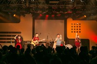 アンコールの様子。（写真提供：EPICレコードジャパン）