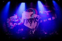 「amazarashi 5th anniversary live 3D edition」豊洲PIT公演の様子。（写真提供：ソニー・ミュージックアソシエイテッドレコーズ）